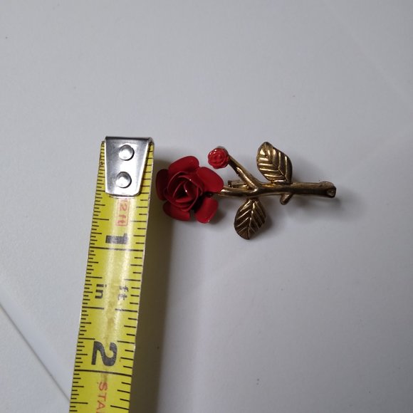 Vintage Little Metal Red Rose Brooch - Picture 14 of 14